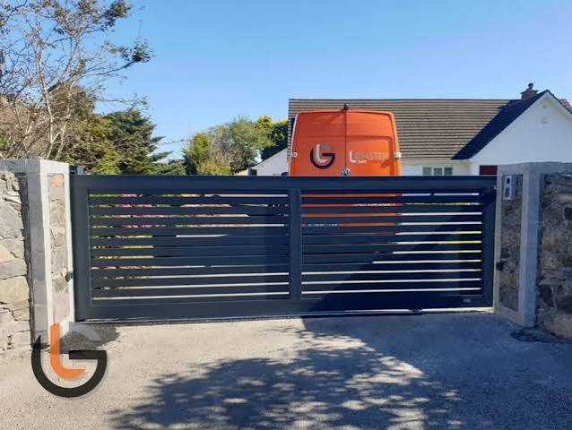 02.2 Aluminium Gates