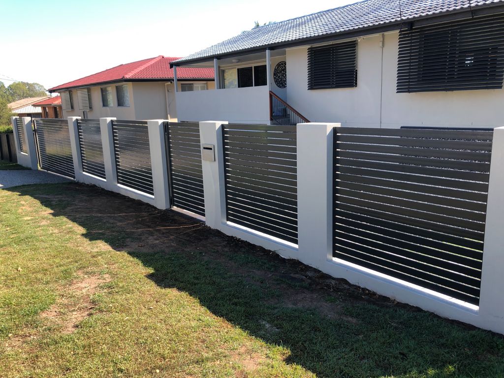 Industrial-Grade Aluminum Slat Fence